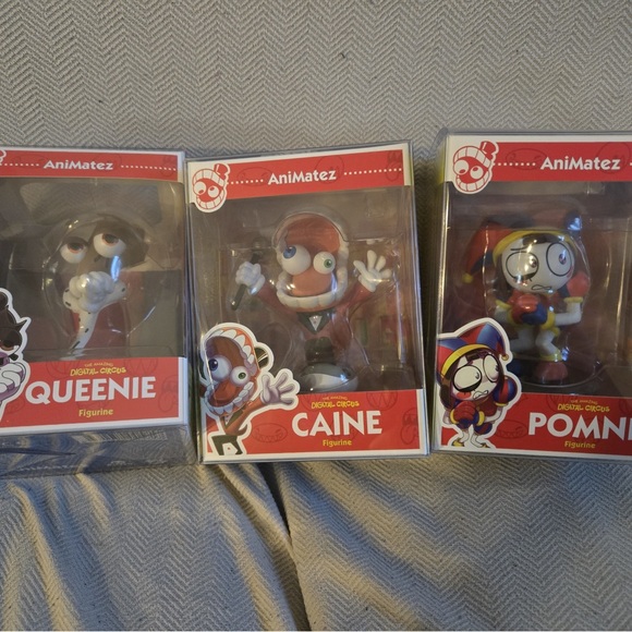 Glitch Productions Other - NIB New The Amazing Digital Circus Figure Lot Pomni Caine & Queenie Collectibles